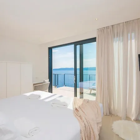 Villa Beautiful Seafront Split 9 Bedrooms Bellamar Vista Retreat Large Heated Infinity Pool Jacuzzi *