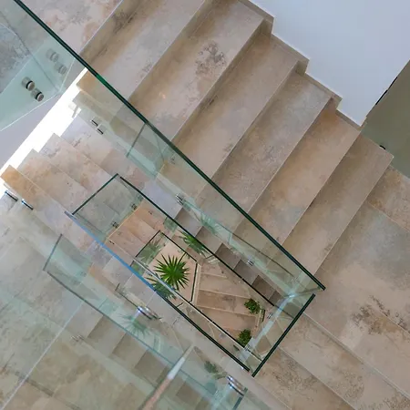 Beautiful Seafront Split 9 Bedrooms Bellamar Vista Retreat 빌라 *